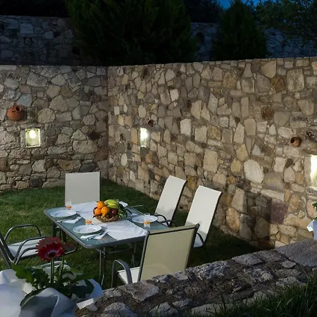 Georgia Sunset Apartment Trakhilos